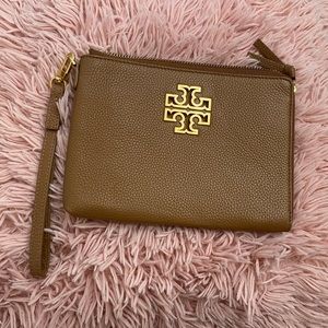 Tory Burch wristlet in cognac w/ gold hardware